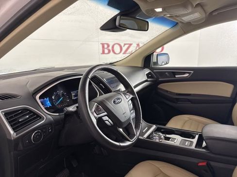 Used 2019 Ford Edge SEL w/ Equipment Group 201A image 12