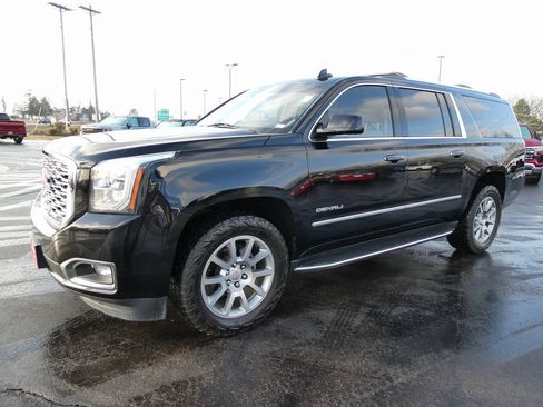 Used 2019 GMC Yukon XL Denali w/ Open Road Package image 8
