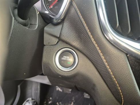 Certified 2022 Chevrolet Equinox Premier image 43