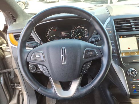 Used 2017 Lincoln MKC Reserve w/ Lincoln MKC Climate Package AWD/4WD image 17