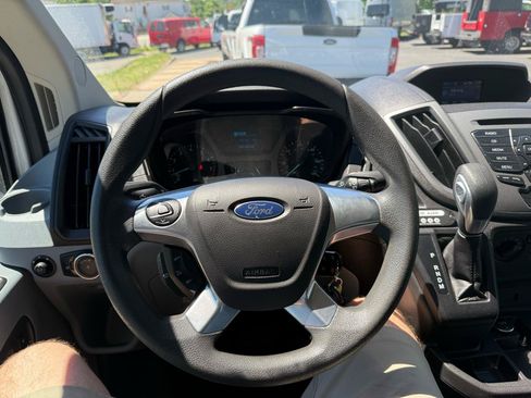 Used 2015 Ford Transit 350 XL RWD image 20