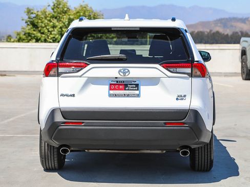 Certified 2025 Toyota RAV4 XLE AWD/4WD image 6
