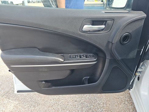 Used 2019 Dodge Charger Police w/ Street Appearance Group image 8