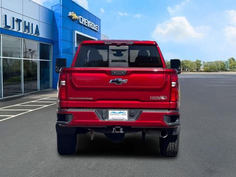 Used 2022 Chevrolet Silverado 2500 High Country w/ Z71 Off-Road Package AWD/4WD image 7