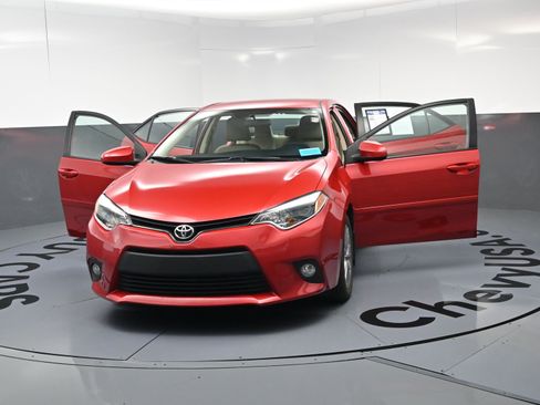 Used 2014 Toyota Corolla LE w/ Body Protection Package FWD image 13