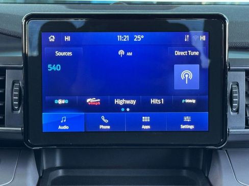 Used 2024 Ford Explorer XLT w/ Equipment Group 202A image 21