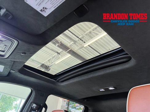 Used 2024 GMC Sierra 3500 Denali Ultimate AWD/4WD image 18