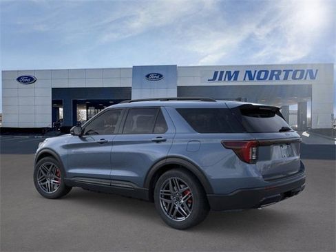 New 2026 Ford Explorer ST-Line w/ ST-Line Street Pack image 4