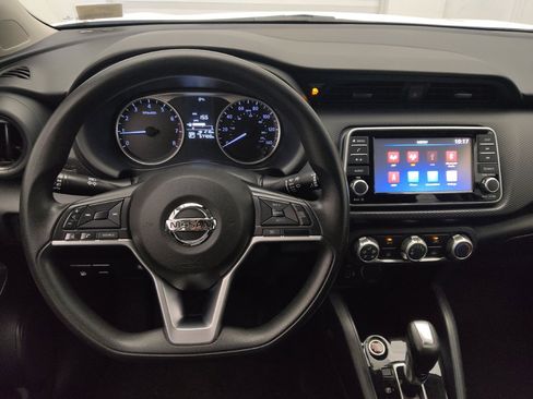Used 2021 Nissan Kicks S FWD image 22