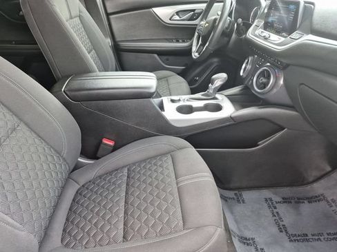 Used 2021 Chevrolet Blazer LT FWD image 30