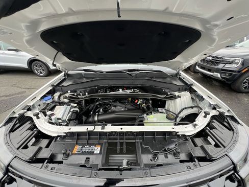 New 2026 Ford Explorer ST-Line w/ ST-Line Street Pack image 28