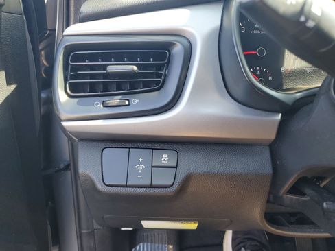 Used 2021 Kia Rio S FWD image 21