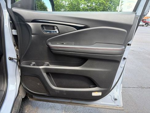 Certified 2023 Honda Ridgeline Black Edition image 25