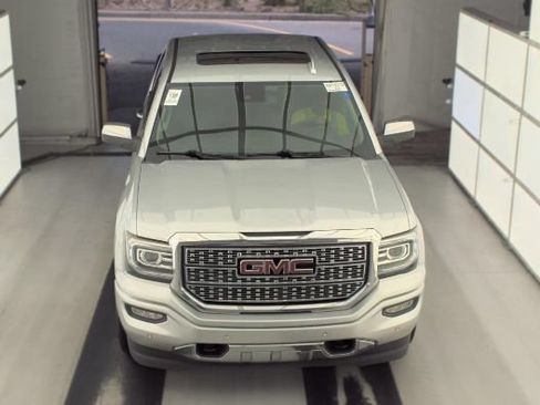 Used 2018 GMC Sierra 1500 Denali RWD image 2