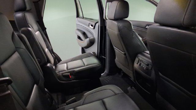 Used 2019 Chevrolet Tahoe LT AWD/4WD image 16