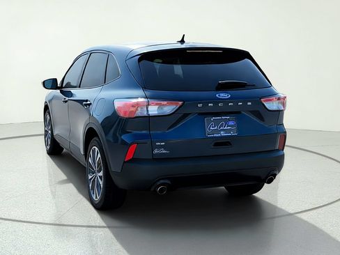 Used 2022 Ford Escape SE w/ SE Sport Appearance Package FWD image 6
