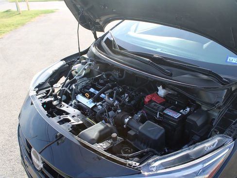 Used 2025 Nissan Versa S w/ S Plus Package FWD image 21