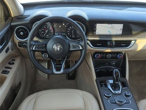 Used 2020 Alfa Romeo Stelvio Ti Lusso image 23