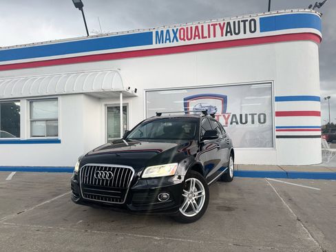 Used 2017 Audi Q5 2.0T Premium Plus w/ Technology Package image 2