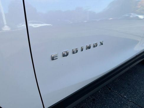 Used 2023 Chevrolet Equinox Premier image 28