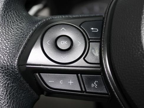 Used 2023 Toyota Corolla Cross L FWD image 16