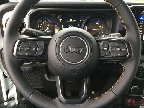 New 2024 Jeep Wrangler Unlimited image 10