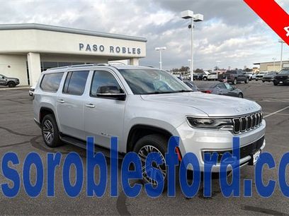 Used 2024 Jeep Wagoneer L Series II w/ Flexible Seating Group