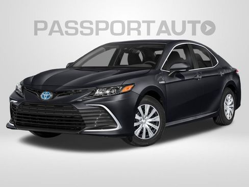 Used 2022 Toyota Camry LE FWD image 1