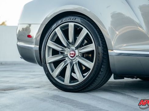 Used 2013 Bentley Continental GT image 52