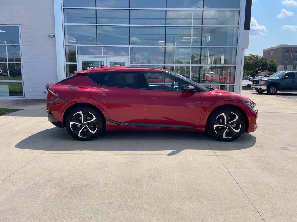 Used 2024 Kia EV6 GT-Line AWD/4WD image 4