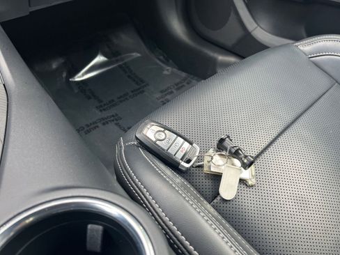 Used 2024 Ford Mustang Premium image 22