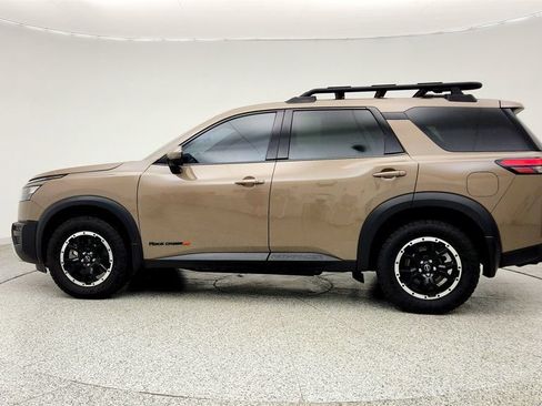 Used 2025 Nissan Pathfinder Rock Creek AWD/4WD image 8