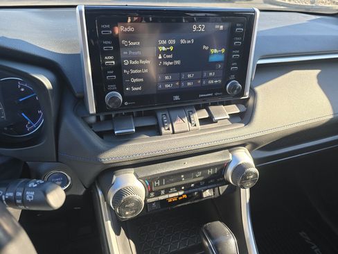 Used 2020 Toyota RAV4 XSE w/ XSE Grade Weather Package image 40