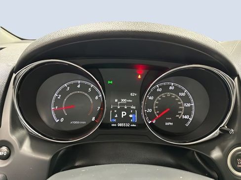 Used 2015 Mitsubishi Outlander Sport SE AWD/4WD image 17