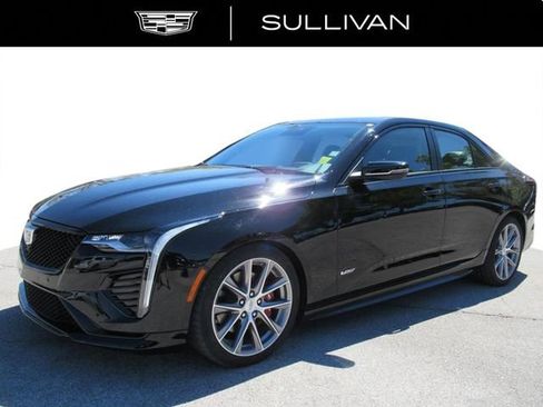 Certified 2024 Cadillac CT4 V w/ Super Cruise 2 Package RWD image 4