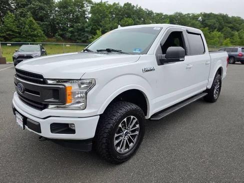 Used 2018 Ford F150 XLT w/ Equipment Group 302A Luxury AWD/4WD image 3