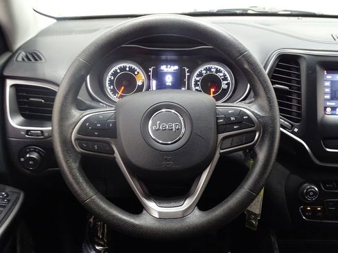 Used 2019 Jeep Cherokee Latitude w/ Popular Appearance Group image 22