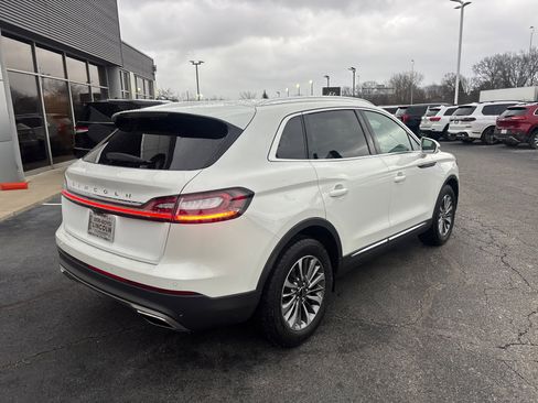 Certified 2023 Lincoln Nautilus FWD w/ Premium Package image 7