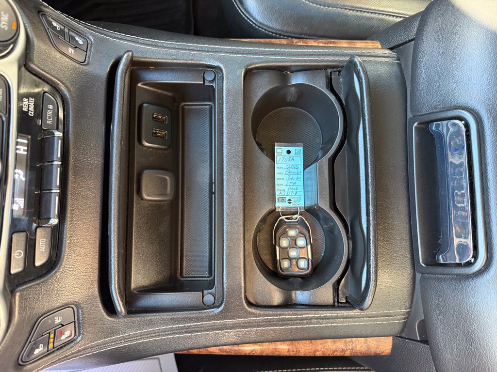 Used 2016 Chevrolet Suburban LTZ AWD/4WD image 43