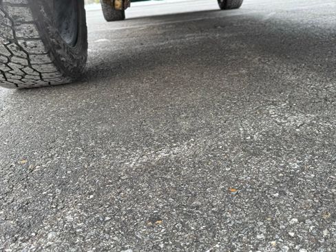 Used 2022 Chevrolet Silverado 1500 LT w/ Z71 Off-Road Package image 18