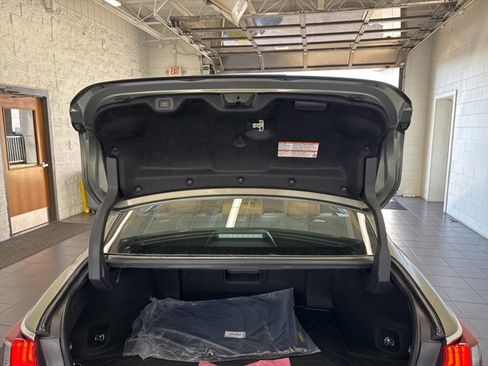 New 2025 Lexus ES 350 w/ Premium Package image 10