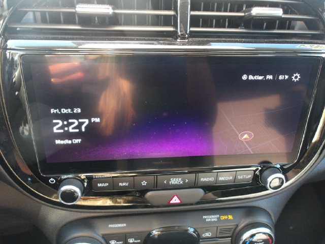 Used 2025 Kia Soul S FWD image 17