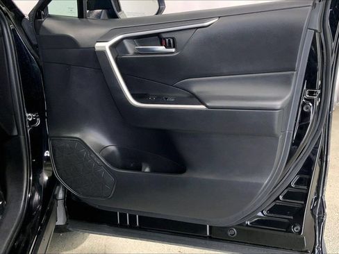 Used 2024 Toyota RAV4 XLE FWD image 26