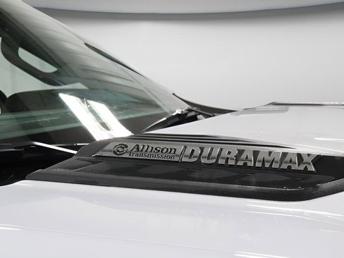 Used 2025 Chevrolet Silverado 2500 LT w/ Convenience Package image 30