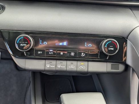 New 2026 Hyundai Elantra Sport FWD image 20