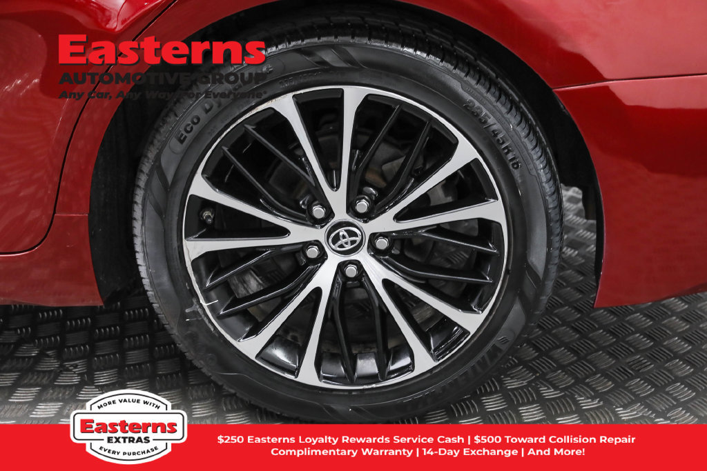 Used 2018 Toyota Camry SE w/ Audio Package FWD image 34