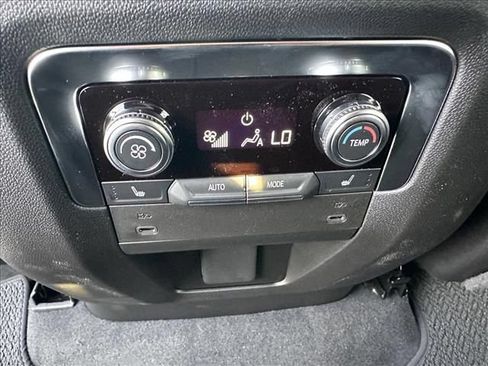 New 2026 GMC Yukon Denali AWD/4WD image 22