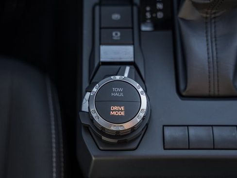 Used 2024 Toyota Tacoma TRD Sport image 29