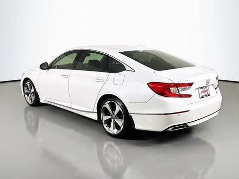 Used 2019 Honda Accord Touring image 18