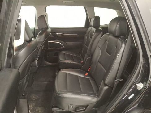Used 2023 Kia Telluride S image 26